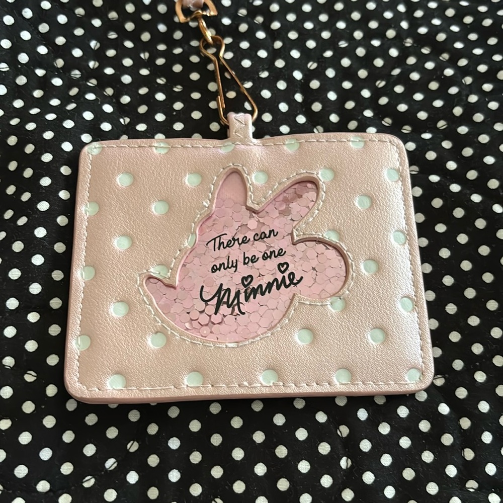 Minnie Mouse cardholder, excellent used condition!